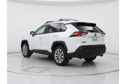 $32998 : Toyota RAV4 2023 XLE Premium thumbnail