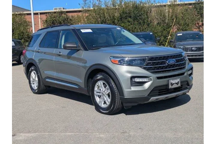 $26990 : Ford Explorer 2020 XLT 4dr S image 2