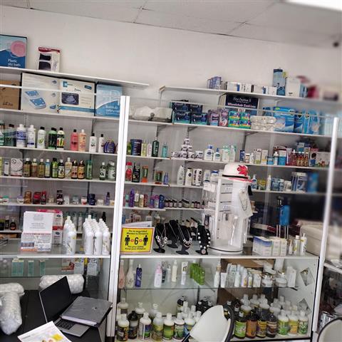 Santa Elena Pharmacy image 7