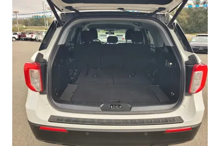 $27407 : Ford Explorer 2022 AWD XLT 4 image 8