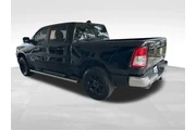 $25832 : Ram 1500 2021 4x2 Big Horn 4 thumbnail
