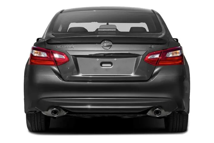 $5000 : Nissan Altima 2017 2.5 SR 4d image 5