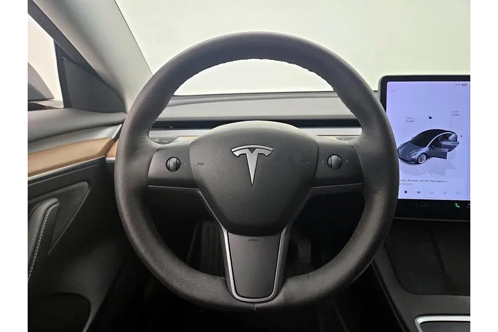 $25998 : Tesla Model 3 2022 4dr Sedan image 10