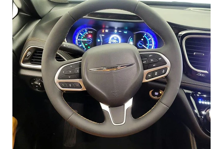 $37998 : Chrysler Pacifica Hybrid 202 image 10