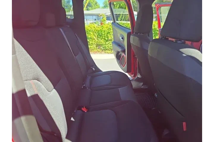 $20995 : Jeep Renegade 2018 4x4 Trail image 10