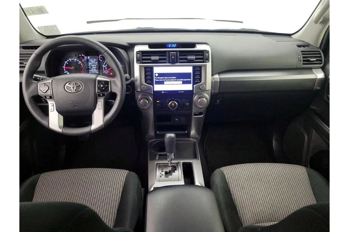 $35998 : Toyota 4Runner 2022 4x2 SR5 image 9