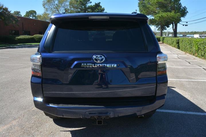 2019 4Runner SR5 Premium image 8