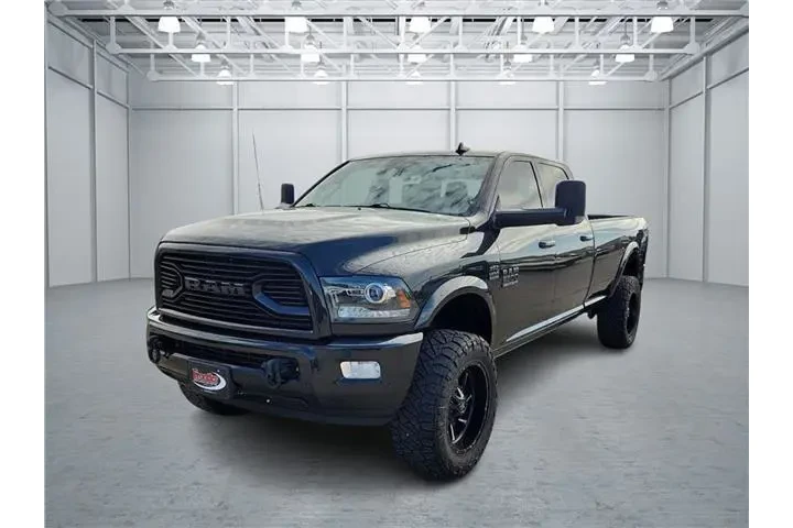 $32995 : Ram 2500 2018 4x4 Laramie 4d image 1