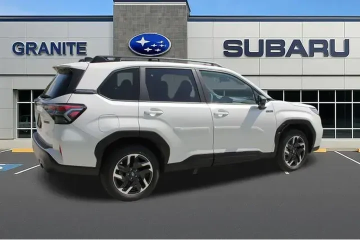 $34991 : Subaru Forester 2025 AWD Pre image 8