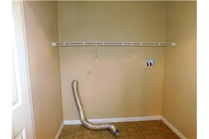 $1895 : Rental property with 3 bedro image 8