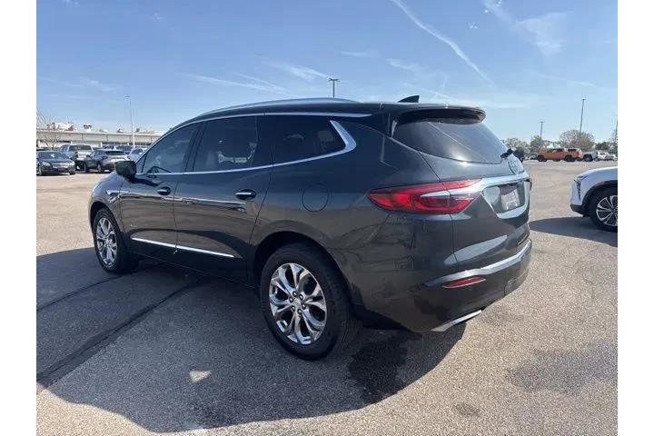 $19982 : Buick Enclave 2019 Avenir 4d image 5