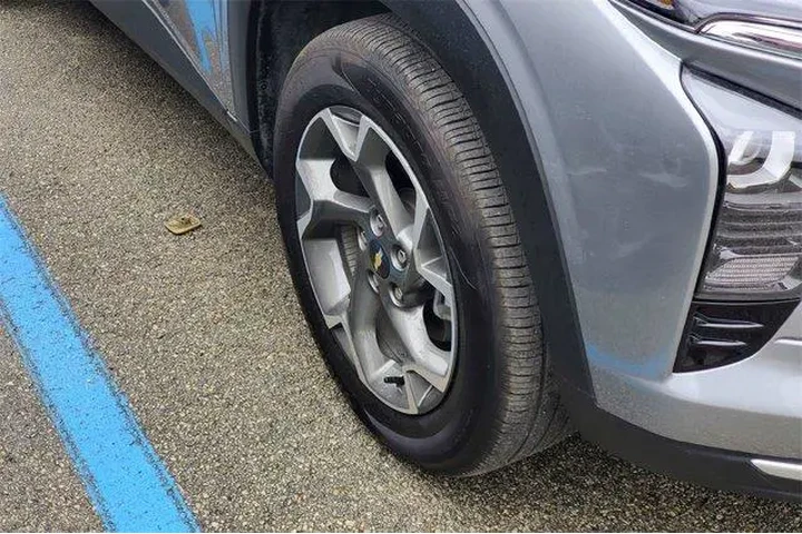 $21594 : Chevrolet Trax 2025 LT 4dr C image 4