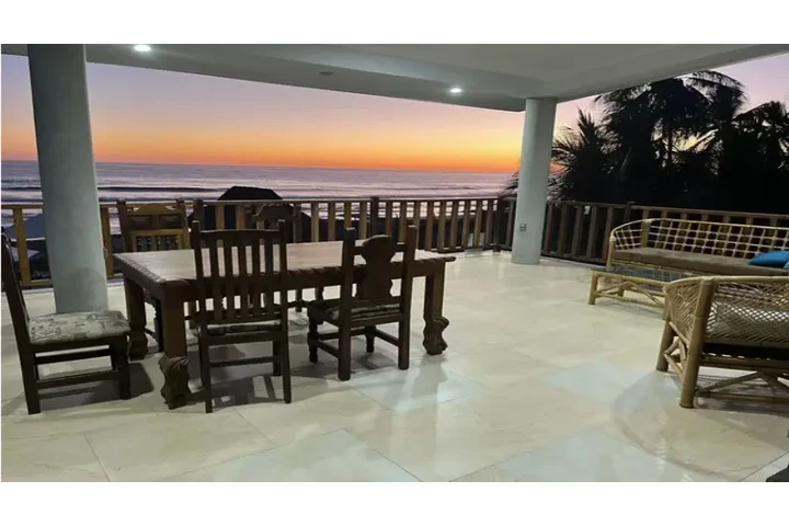 ¡FRENTE AL MAR!  en Michoacan image 8