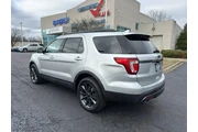 $12745 : Ford Explorer 2017 XLT 4dr S thumbnail
