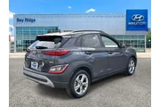 $21995 : Hyundai KONA 2023 AWD SEL 4d thumbnail