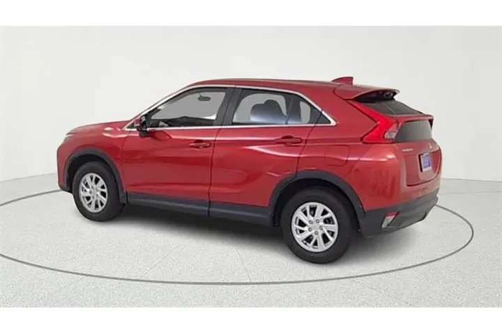 $11869 : Mitsubishi Eclipse Cross 201 image 5