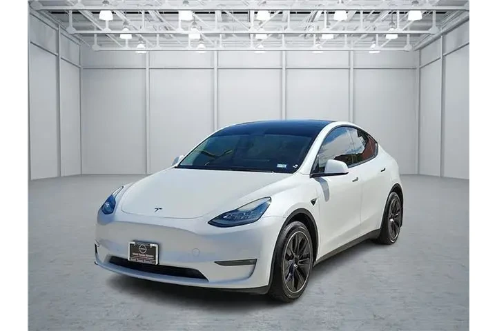 $29315 : Tesla Model Y 2021 AWD Long image 1