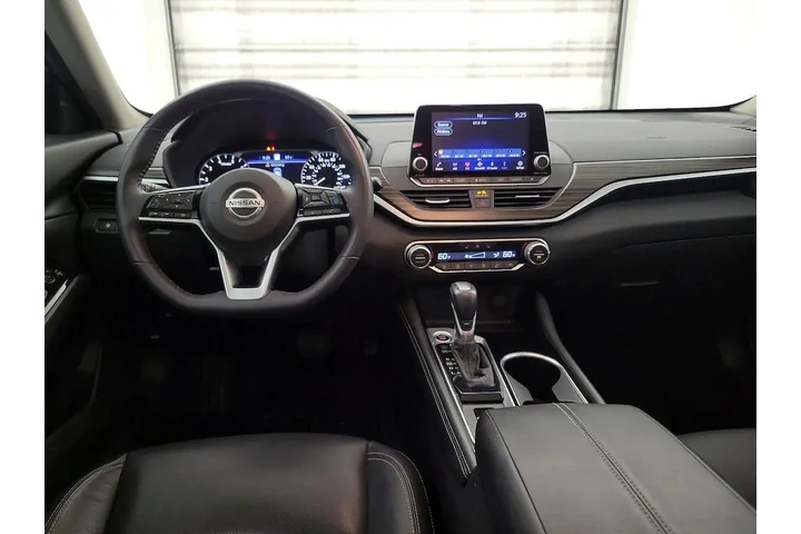 $20998 : Nissan Altima 2022 2.5 SL 4d image 1