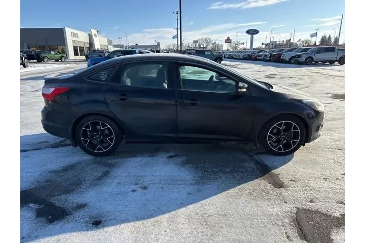 $6000 : Ford Focus 2014 SE 4dr Sedan image 9