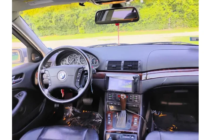 $2995 : 2005 BMW 3 Series 330xi image 10