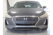 $9947 : Hyundai ELANTRA GT 2018 4dr thumbnail