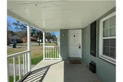 $1200 : Rental property with 1 bedro thumbnail