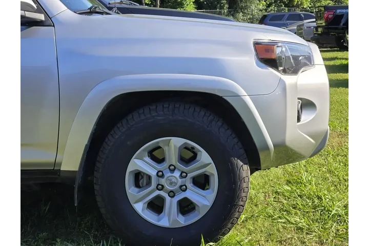 $35064 : Toyota 4Runner 2022 4x2 SR5 image 9