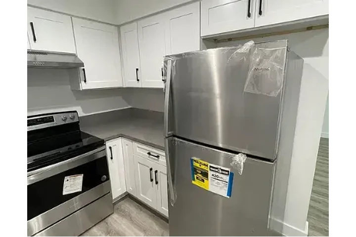 $1100 : North Hollywood 1bd 1bath image 5