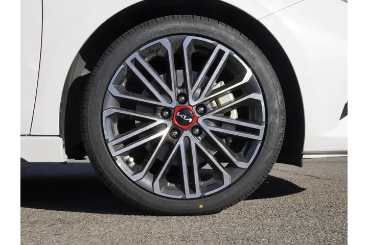 $20850 : Kia Forte 2024 GT 4dr Sedan image 7