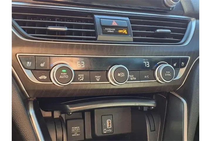 $25400 : Honda Accord 2020 Touring 4d image 10