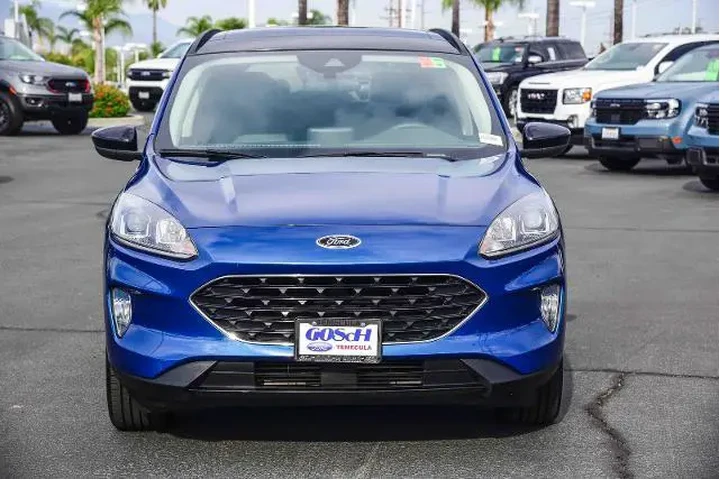 $19995 : Ford Escape 2022 AWD SEL 4dr image 2