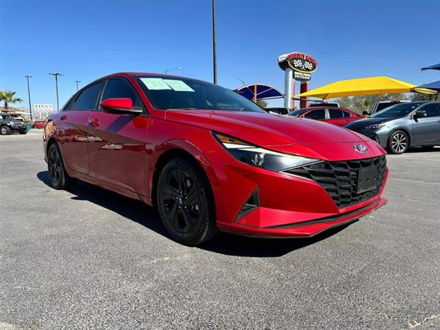 $16995 : Pre-Owned 2021 Elantra SEL Se image 4