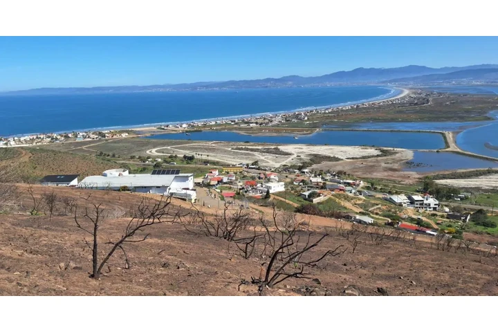 $38000 : Terrenos venta camino Bufadora image 2