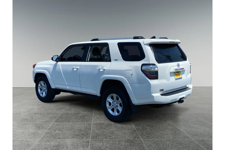$35743 : Toyota 4Runner 2023 4x2 SR5 image 3