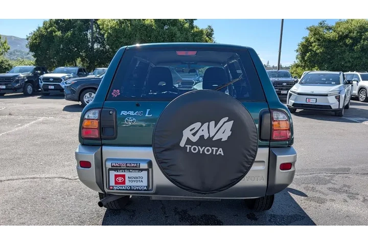 $10990 : 1998 RAV4 Special Edition L image 10