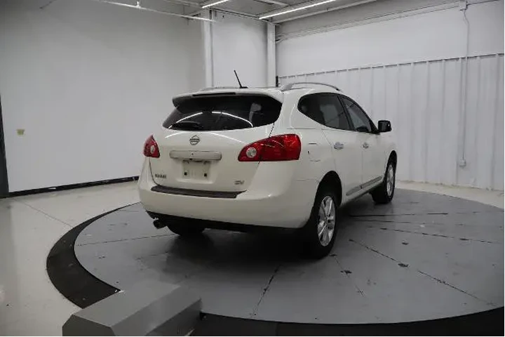 $6888 : Nissan Rogue 2013 S 4dr Cros image 4