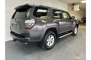 $28999 : Toyota 4Runner 2017 4x4 SR5 thumbnail