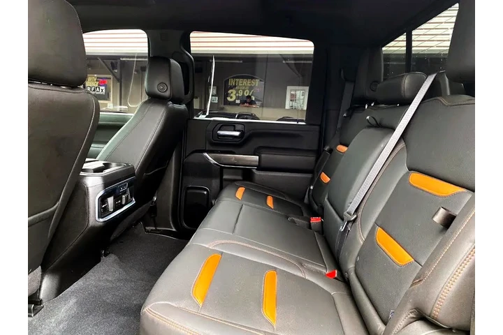 2021 GMC Sierra 2500HD AT4 Cr image 8