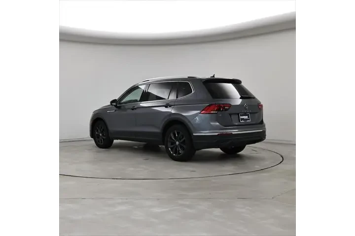 $23998 : Volkswagen Tiguan 2024 SE 4d image 2