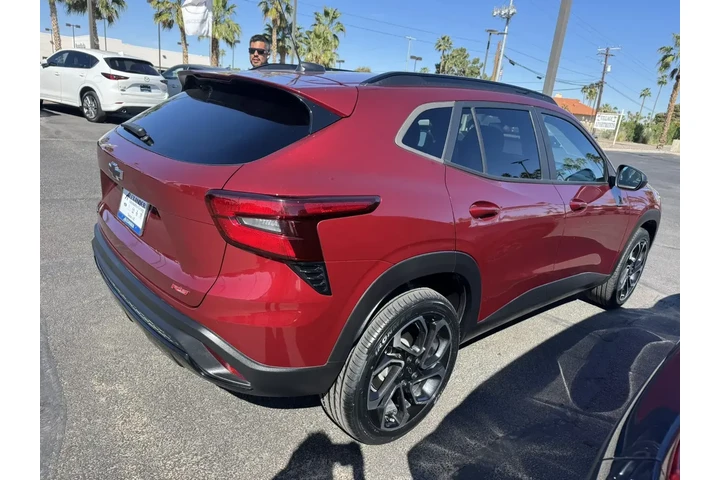 $22997 : Chevrolet Trax 2024 RS 4dr C image 5