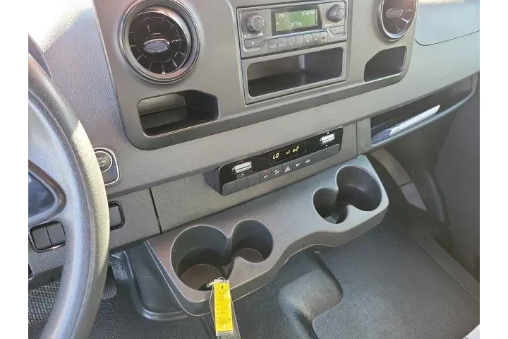 $25000 : Mercedes-Benz Sprinter 2023 image 7