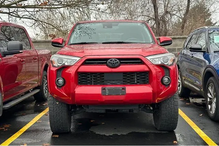 $36995 : Toyota 4Runner 2023 4x4 SR5 image 6