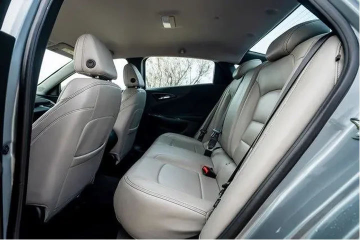 $16721 : Chevrolet Malibu 2023 RS 4dr image 9