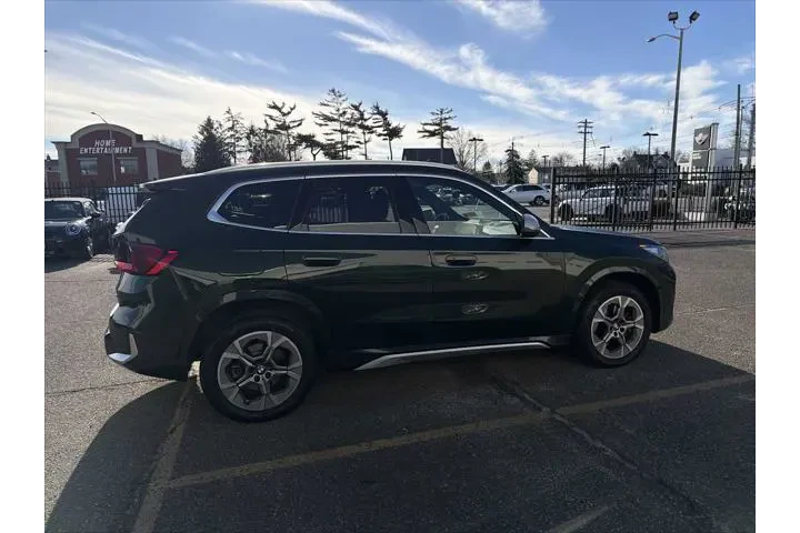 $35943 : BMW X1 2024 AWD xDrive28i 4d image 6
