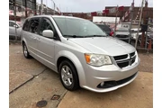 $5495 : 2011 Grand Caravan Crew thumbnail