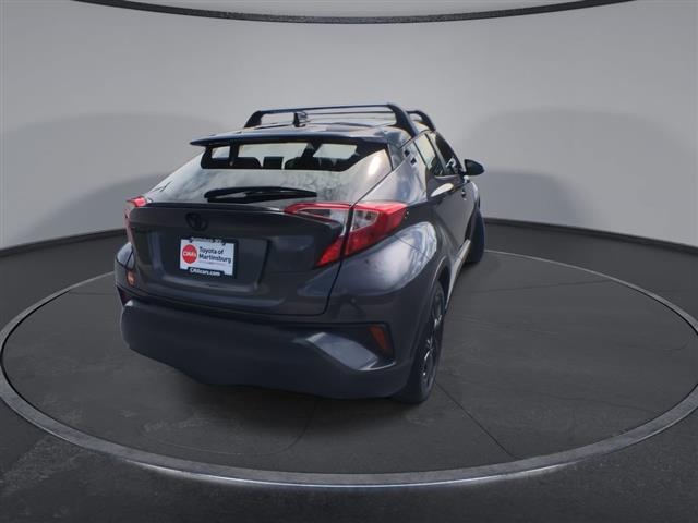 $25300 : PRE-OWNED 2022 TOYOTA C-HR NI image 8