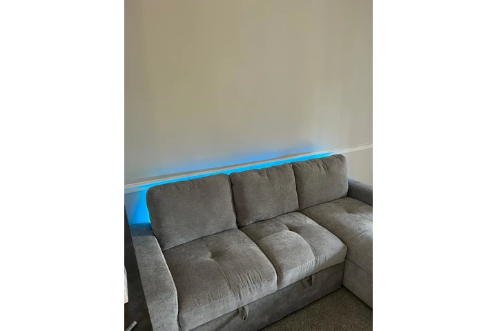 $1100 : Furniture (like new) image 8
