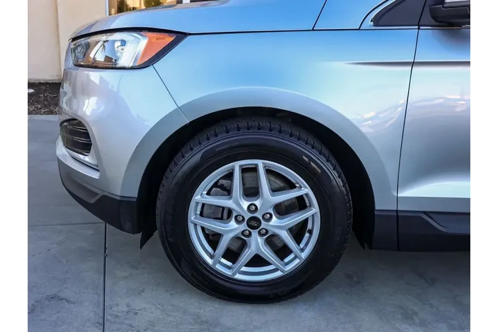 $19965 : Ford Edge 2023 AWD SEL 4dr C image 10