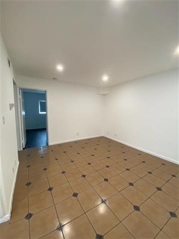 $2800 : NORTH HOLLYWOOD APT. DE 3 RECS image 5