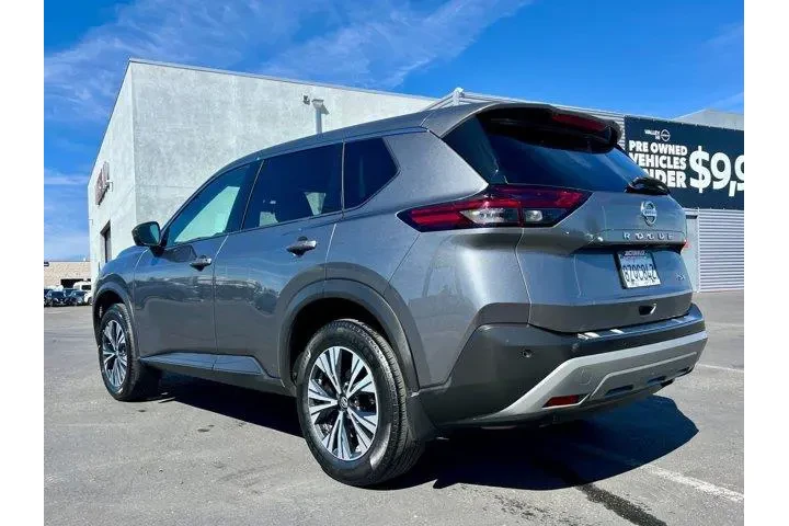 $15997 : Nissan Rogue 2021 SV 4dr Cro image 4